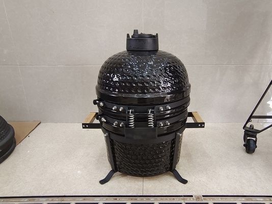 BBQの黒BBQ 15インチのKamadoのグリルの特別な台所用品の木炭